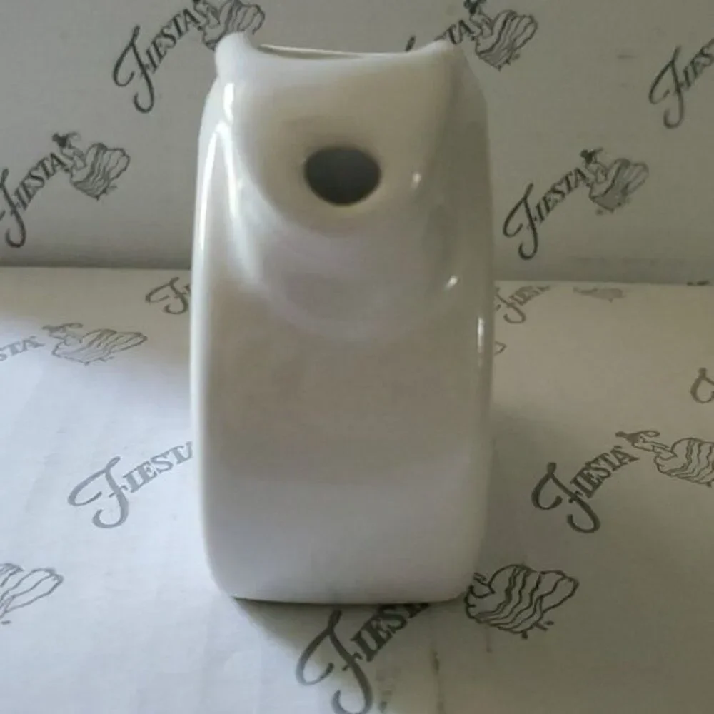 Fiestaware Fiesta 5 OZ Pitcher Mini Disk White CONTAINER CERAMIC